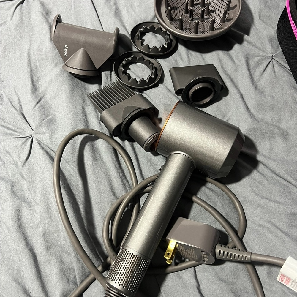 Dyson Gray Hair Styling Tool for Effortless Elegance